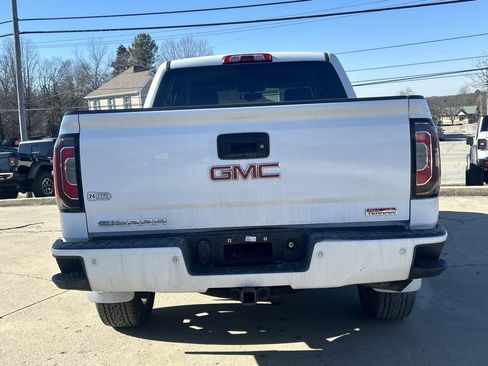 Used 2016 GMC Sierra 1500 SLT w/ All-Terrain Package image 7