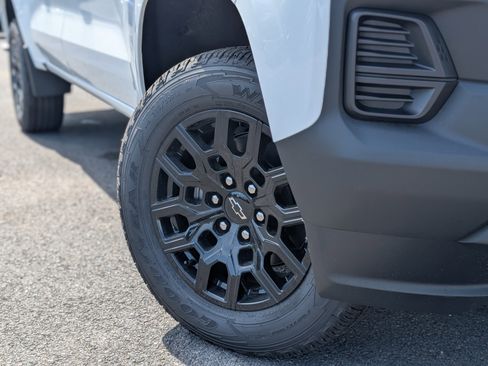 New 2025 Chevrolet Colorado W/T w/ WT Custom Package image 6