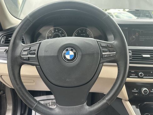 Used 2013 BMW 528i xDrive Sedan image 10