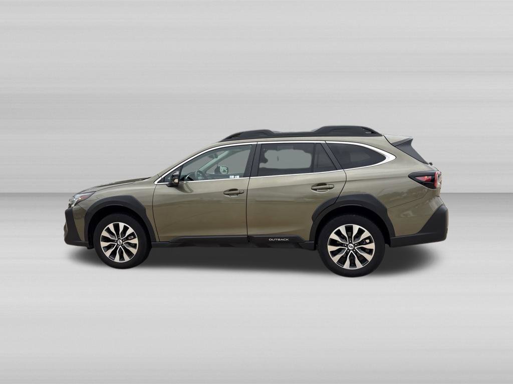 Used 2025 Subaru Outback Limited AWD/4WD image 6