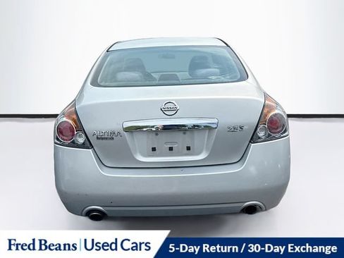 Used 2010 Nissan Altima 2.5 S FWD image 8