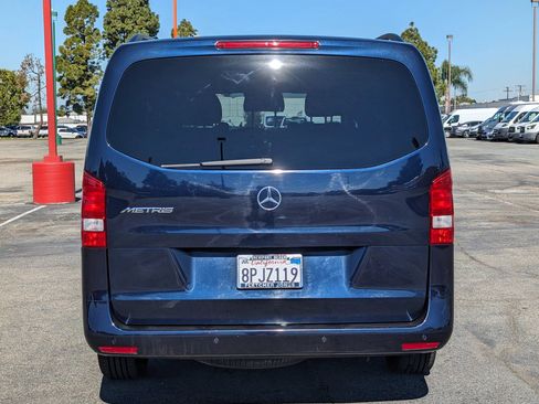 Used 2017 Mercedes-Benz Metris Passenger image 7