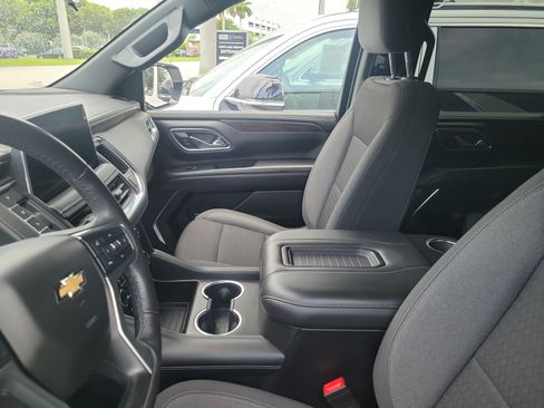 Used 2021 Chevrolet Tahoe LS RWD image 8