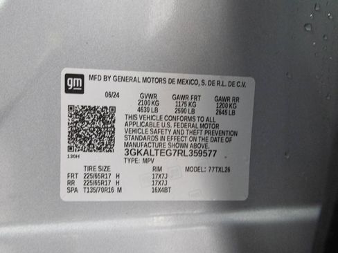 Used 2024 GMC Terrain SLE AWD/4WD image 47