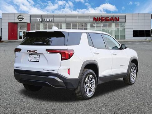 Used 2026 GMC Terrain Elevation FWD image 4