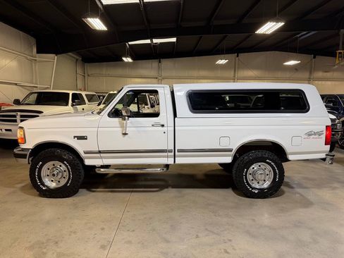 Used 1997 Ford F250 4x4 Regular Cab Heavy Duty image 3