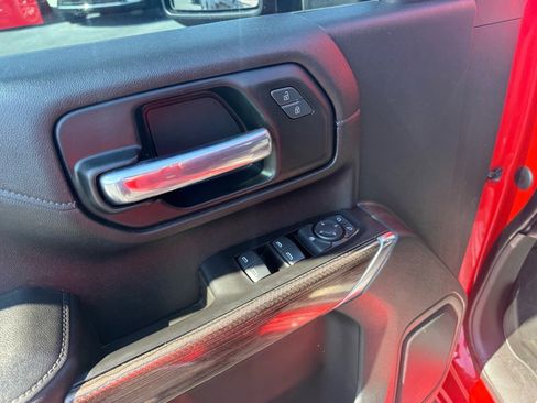 Used 2020 Chevrolet Silverado 2500 LT w/ Convenience Package image 16