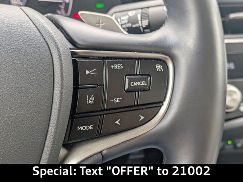 Used 2025 Lexus ES 350 w/ Premium Package image 28