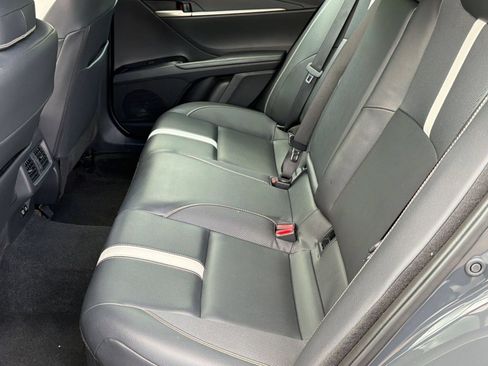 Used 2025 Toyota Camry SE FWD image 22