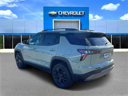 New 2026 Chevrolet Equinox LT image 5