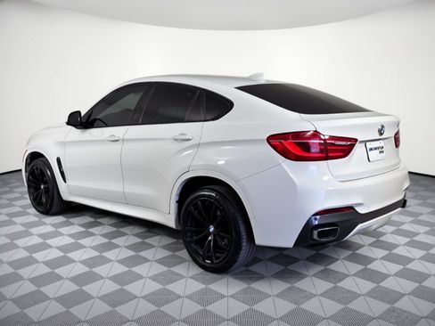 Used 2019 BMW X6 sDrive35i RWD image 3