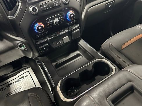 Used 2022 GMC Sierra 2500 AT4 image 35