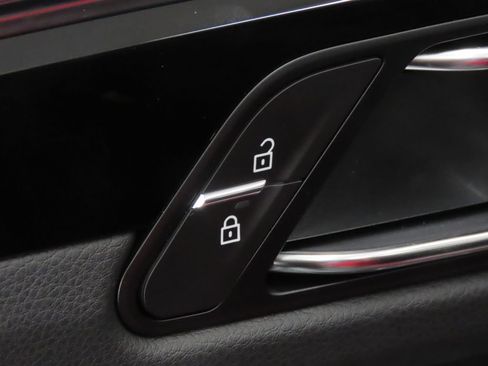 New 2026 Porsche Macan S AWD/4WD image 38