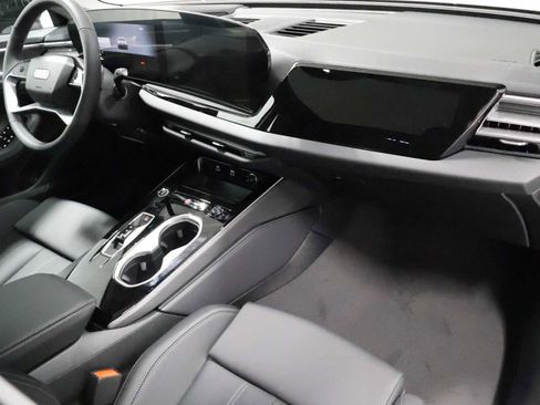 New 2026 Audi A6 Premium Plus AWD/4WD image 6