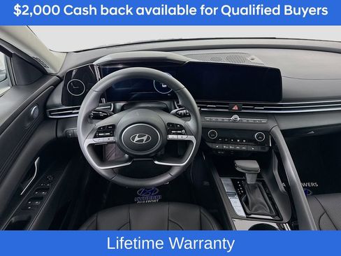 New 2026 Hyundai Elantra Limited image 24