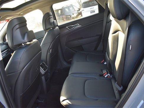 New 2026 Kia Sportage EX image 19