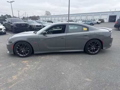 Used 2023 Dodge Charger Scat Pack w/ Plus Group image 4