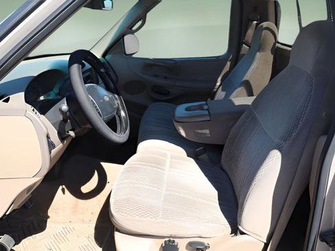 Used 1997 Ford F150 Lariat RWD image 12