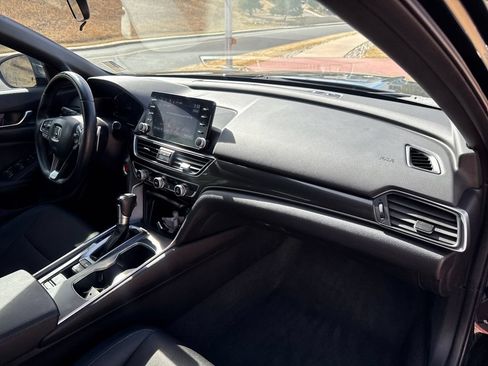 Used 2022 Honda Accord Sport image 29