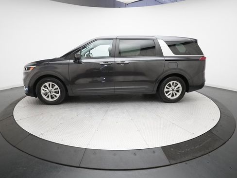 Certified 2024 Kia Carnival LX image 24