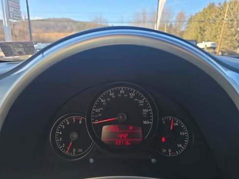 Used 2012 Volkswagen Beetle 2.5 image 14