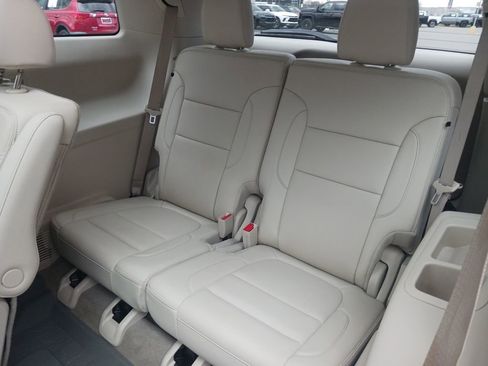 Used 2021 GMC Acadia Denali w/ Denali Technology Package image 29