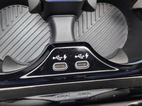 Used 2025 BMW i5 xDrive40 w/ M Sport Package image 32