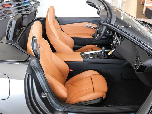 New 2026 BMW Z4 M40i RWD image 15