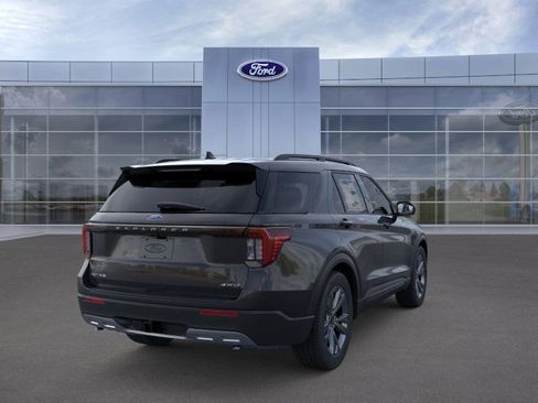 New 2026 Ford Explorer Active w/ Active Comfort Package AWD/4WD image 8