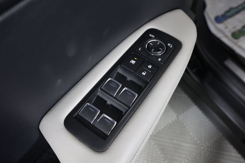 Used 2017 Lexus RX 350 AWD w/ Premium Package image 31