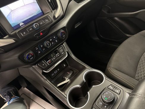 Used 2020 GMC Terrain SLE w/ Driver Convenience Package AWD/4WD image 19
