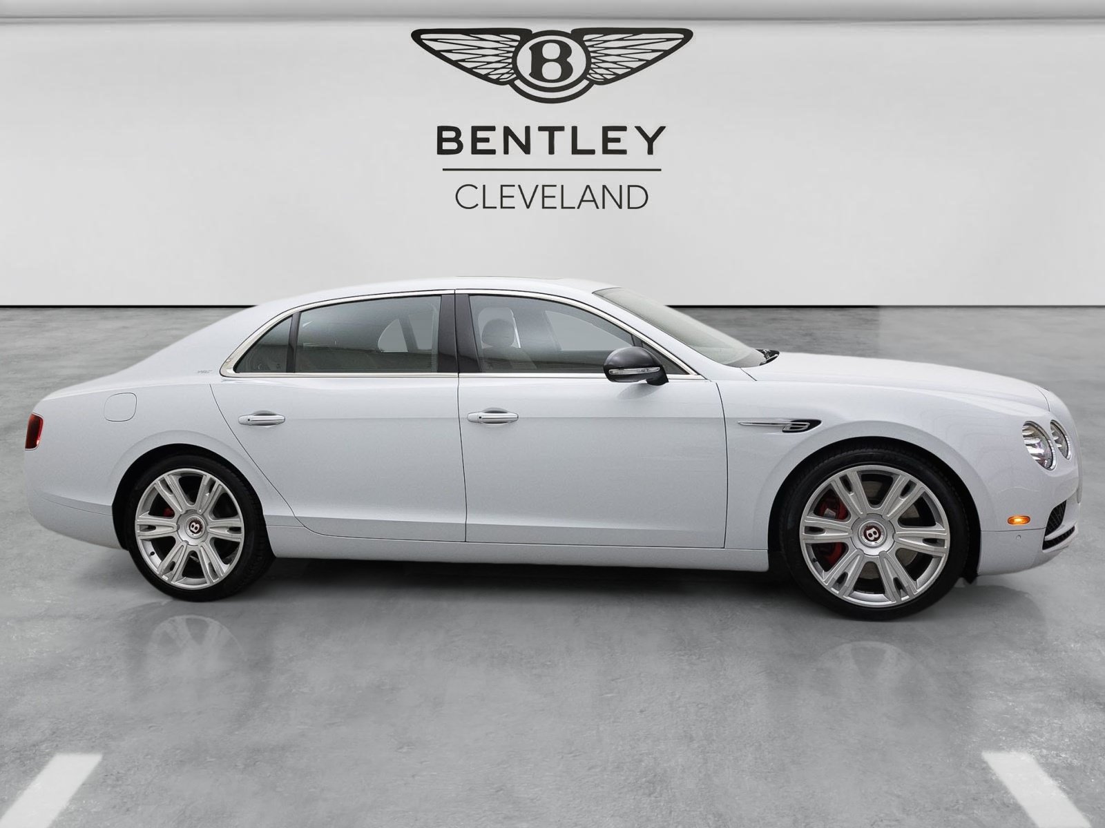 Used 2017 Bentley Flying Spur S V8 AWD/4WD image 4