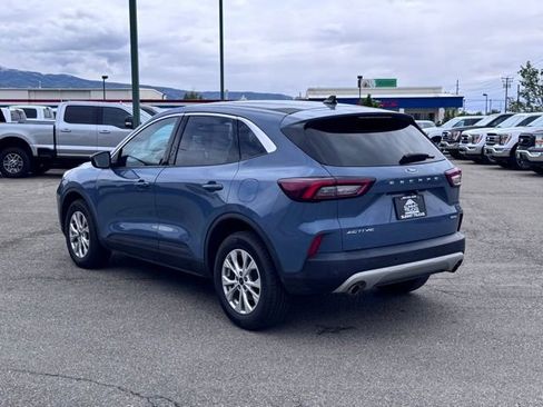 Used 2023 Ford Escape Active AWD/4WD image 7