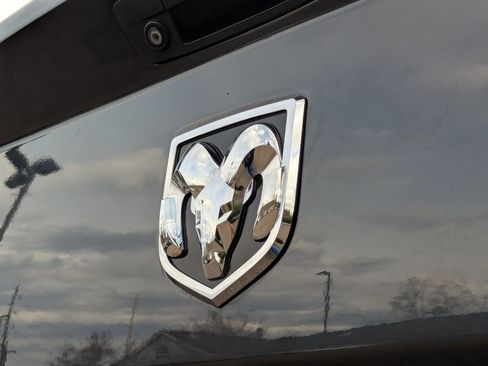 Used 2015 RAM 1500 Laramie w/ Convenience Group image 33