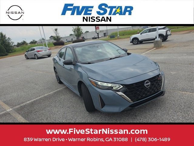 Used 2024 Nissan Sentra SR FWD image 4