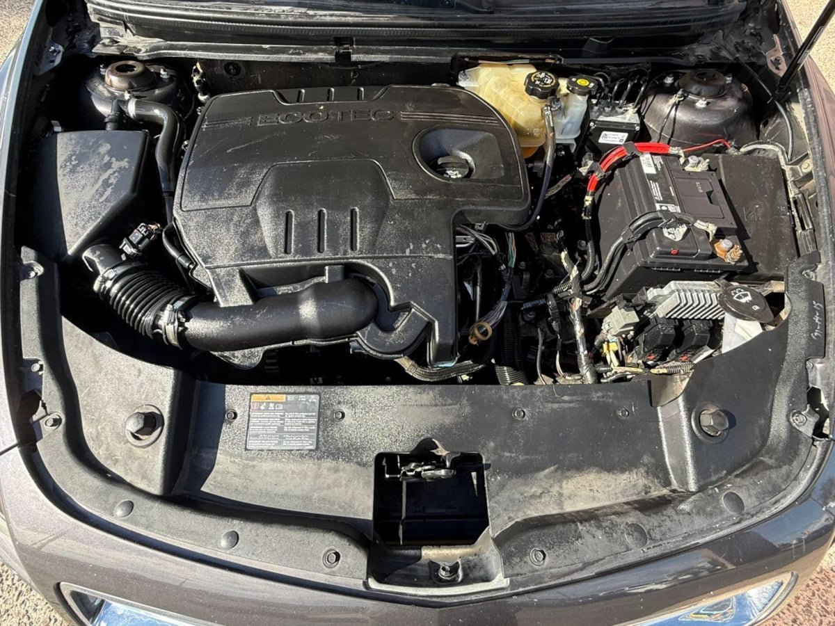 Used 2011 Chevrolet Malibu LT FWD image 22