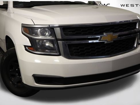 Used 2019 Chevrolet Tahoe 2WD w/ Remote Keyless Entry Package image 36