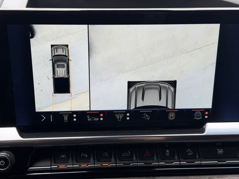 Used 2024 Chevrolet Silverado 1500 LTZ w/ LTZ Premium Package image 37