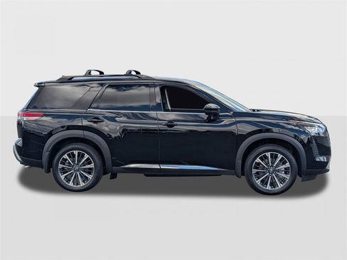 New 2026 Nissan Pathfinder Platinum image 6