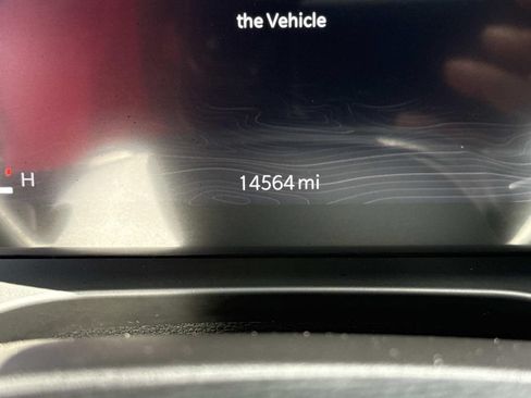 Used 2025 Jeep Grand Cherokee L Laredo RWD image 37