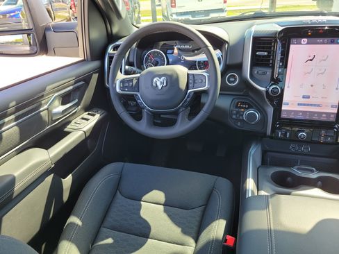 Used 2026 RAM 1500 Big Horn AWD/4WD image 17