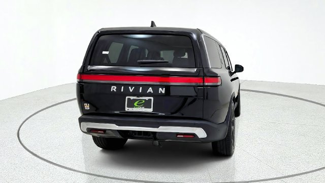 Used 2024 Rivian R1S Adventure Quad AWD/4WD image 7