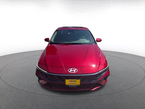 Used 2025 Hyundai Elantra SEL FWD image 3