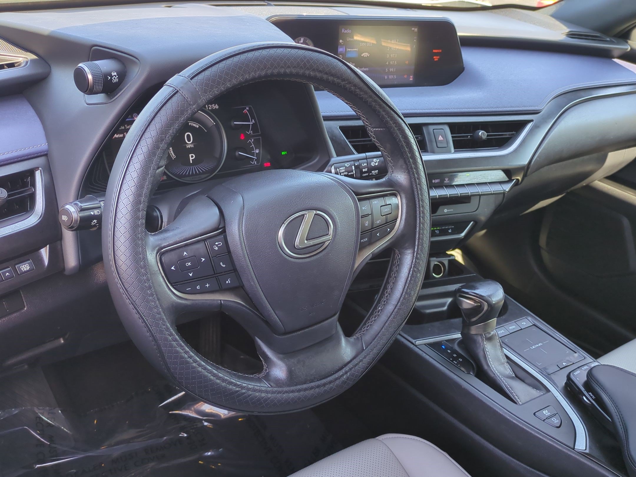 Used 2020 Lexus UX 250h w/ Premium Package AWD/4WD image 30