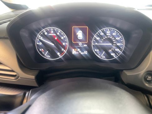 Used 2025 Subaru Crosstrek 2.0i Premium image 9