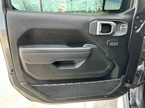 Used 2022 Jeep Gladiator Sport AWD/4WD image 23