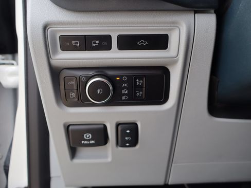 Used 2023 Ford F150 Limited AWD/4WD image 15