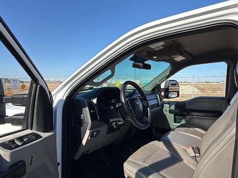Used 2017 Ford F350 XL w/ Power Equipment Group AWD/4WD image 10