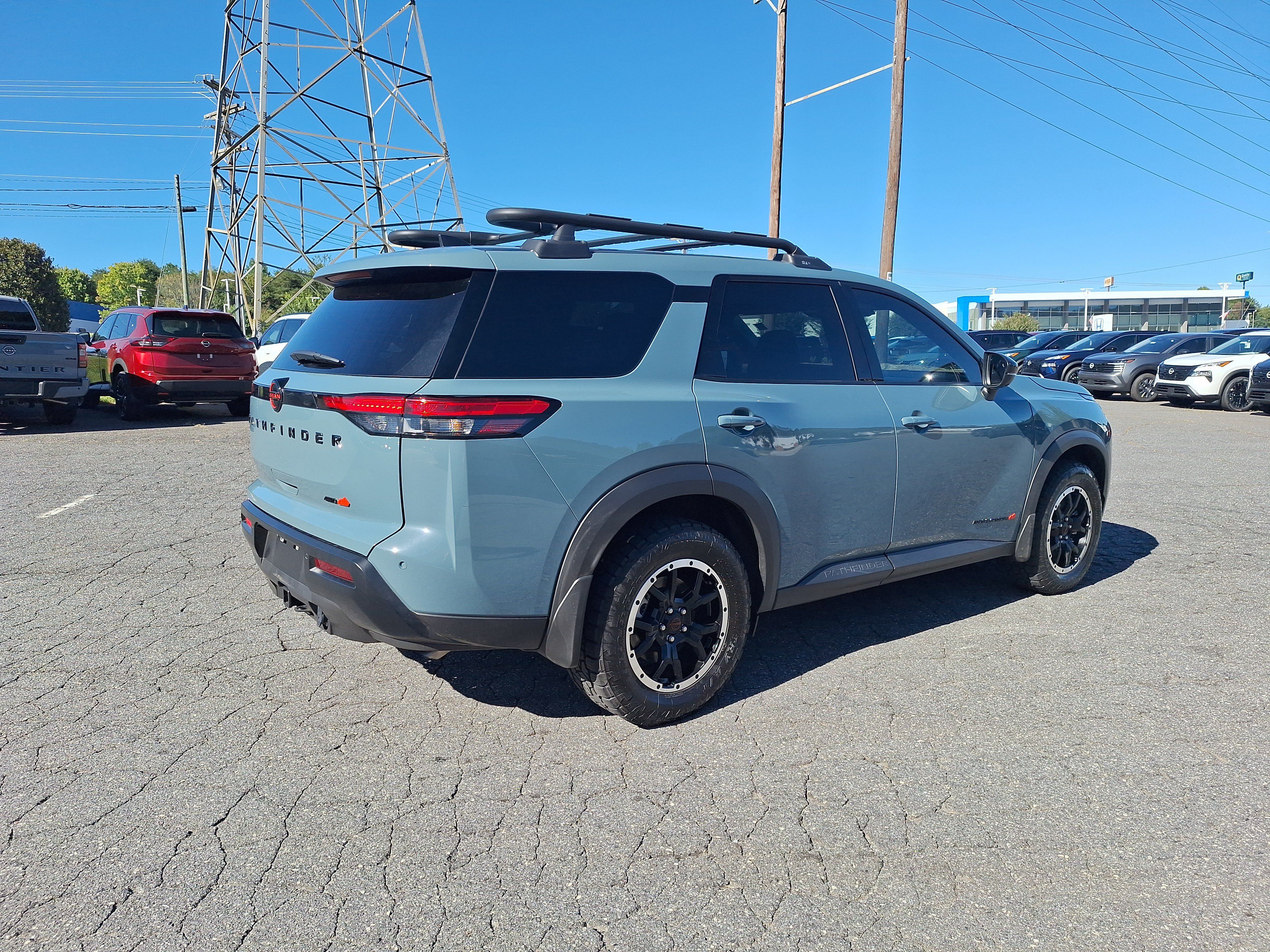 Certified 2026 Nissan Pathfinder Rock Creek w/ Rock Creek Premium Package AWD/4WD image 5