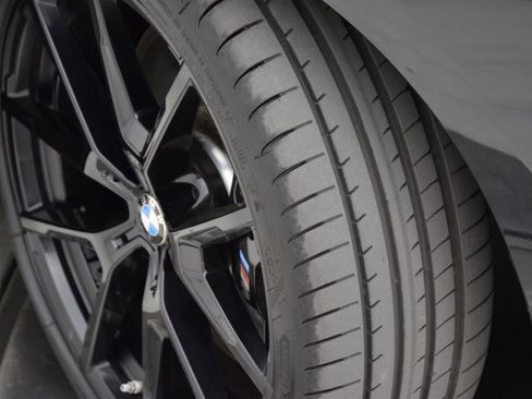 Used 2025 BMW M850i xDrive image 33